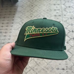 Men’s twins hat
